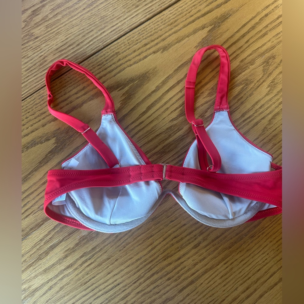 Shade & Shore Red Bikini Top 34B - Picture 3 of 4
